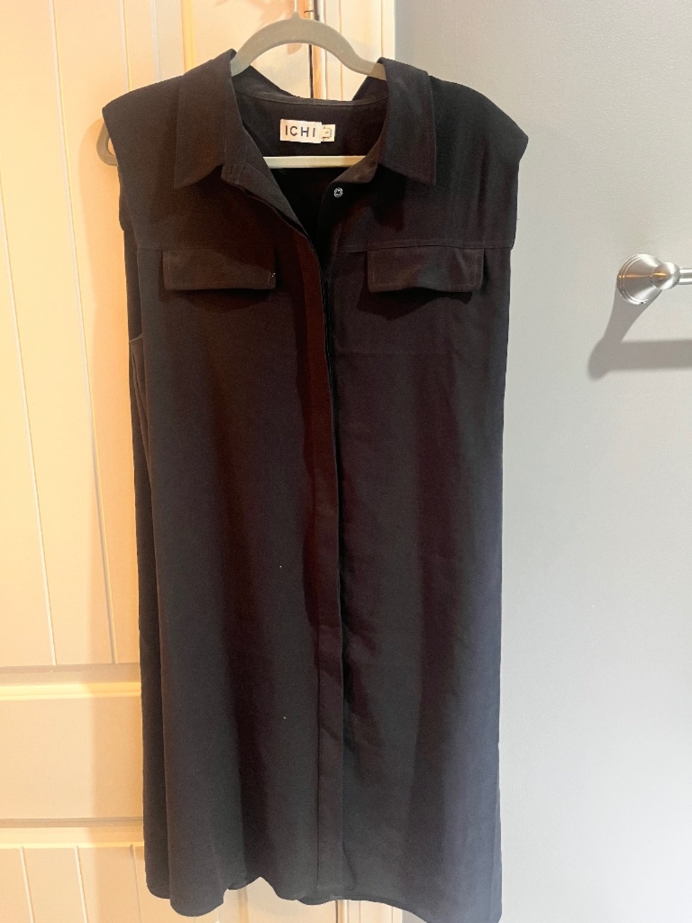 2 simple black dresses